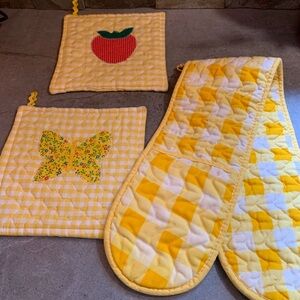 DOUBLE OVEN/POT HOLDER MITT NOW DESIGN SAN FRANCISCO CASSEROLE Yellow Check out